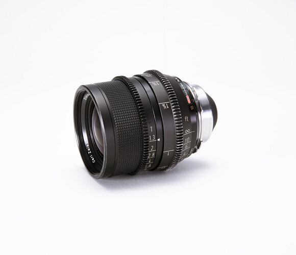 ZeissSuperSpeed_18mm_mk3_22041100322204110045_580x500.jpg